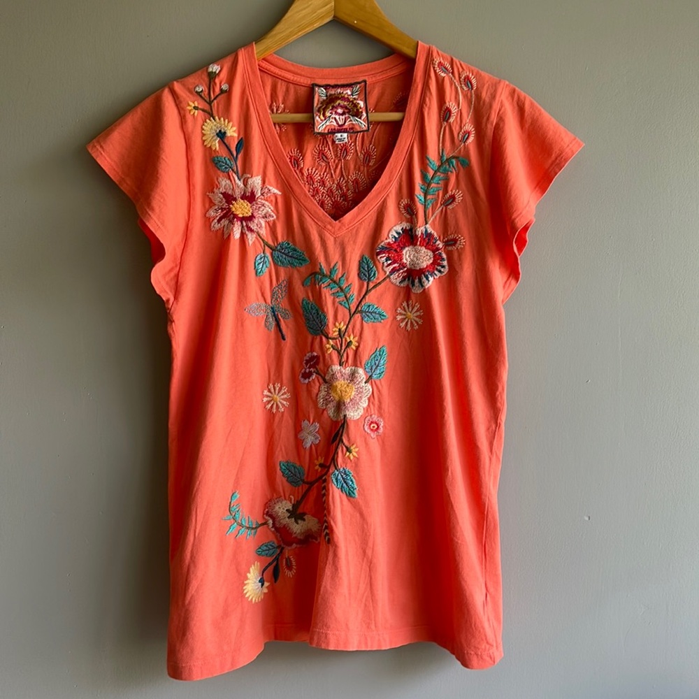 JOHNNY WAS grace flutter sleeve tee size small